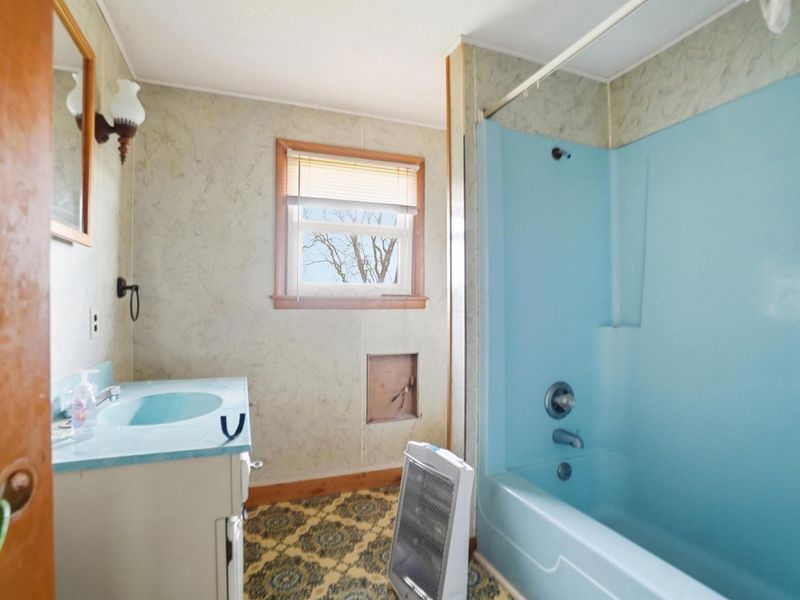 9750 Middle Point Road, Van Wert, OH 45891 Photo 20