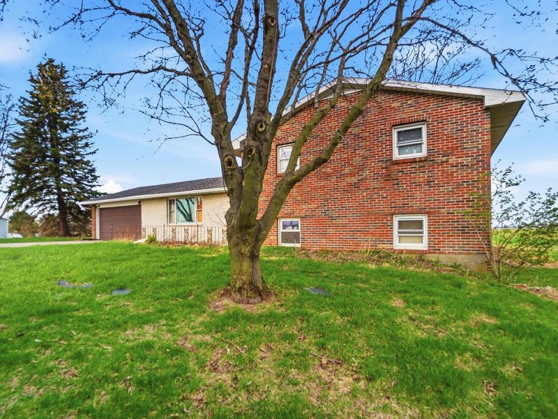 9750 Middle Point Road, Van Wert, OH 45891 Photo 3