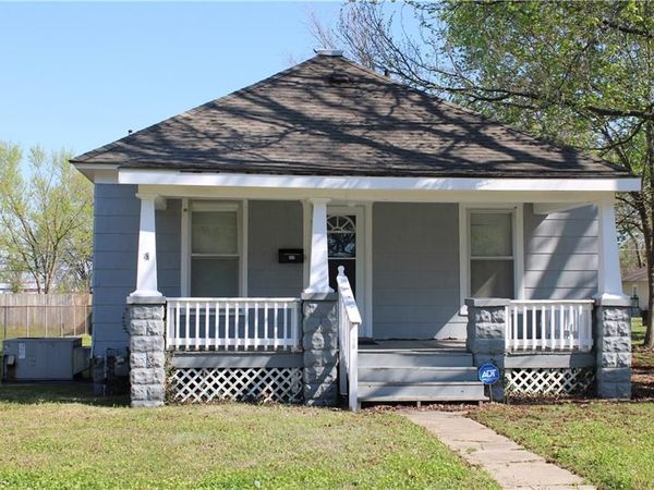 407 E Washington Street, Pittsburg, KS 66762