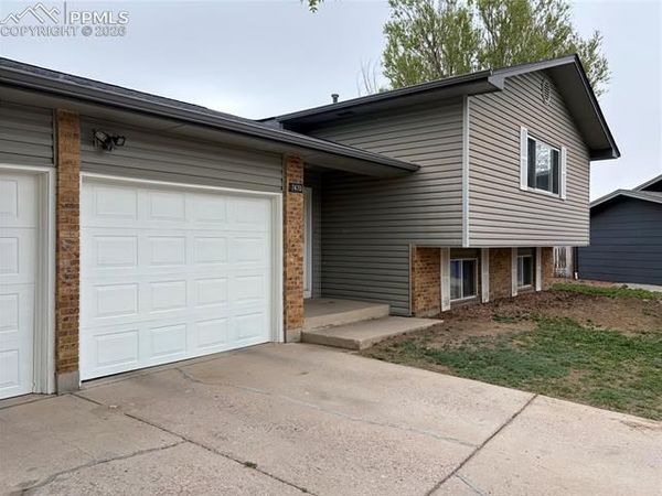 7470 Dove Creek Circle, Colorado Springs, CO 80911