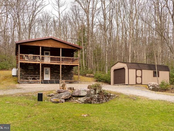 400 BEAR DRIVE E, OAKLAND, MD 21550