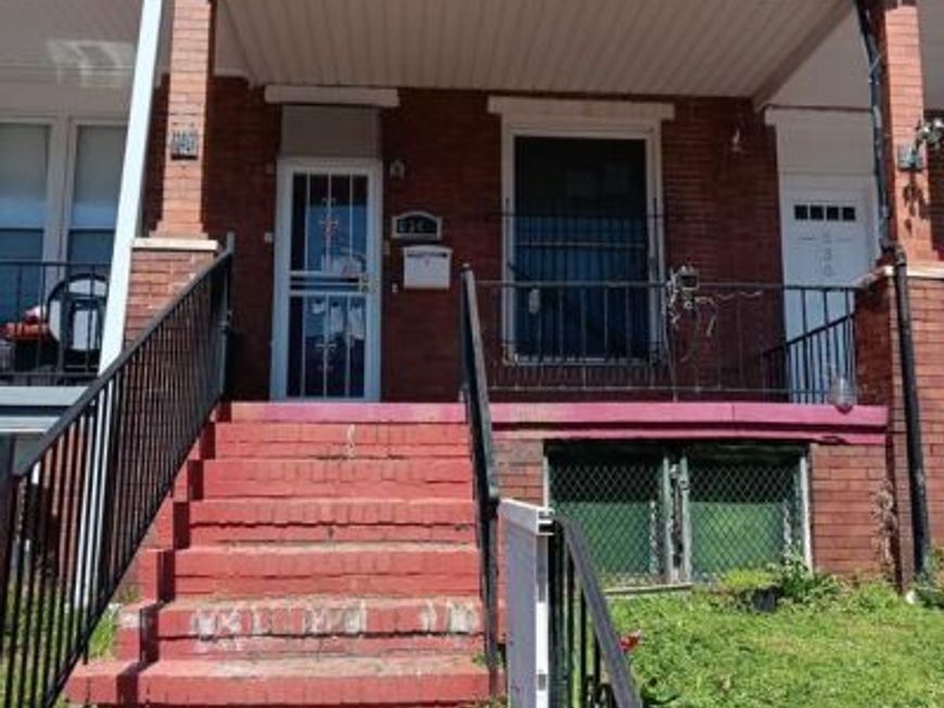 634 Mckewin Avenue, Baltimore, MD 21218 Main Photo