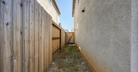 7648 Barebow Way, Sacramento, CA 95829 Photo