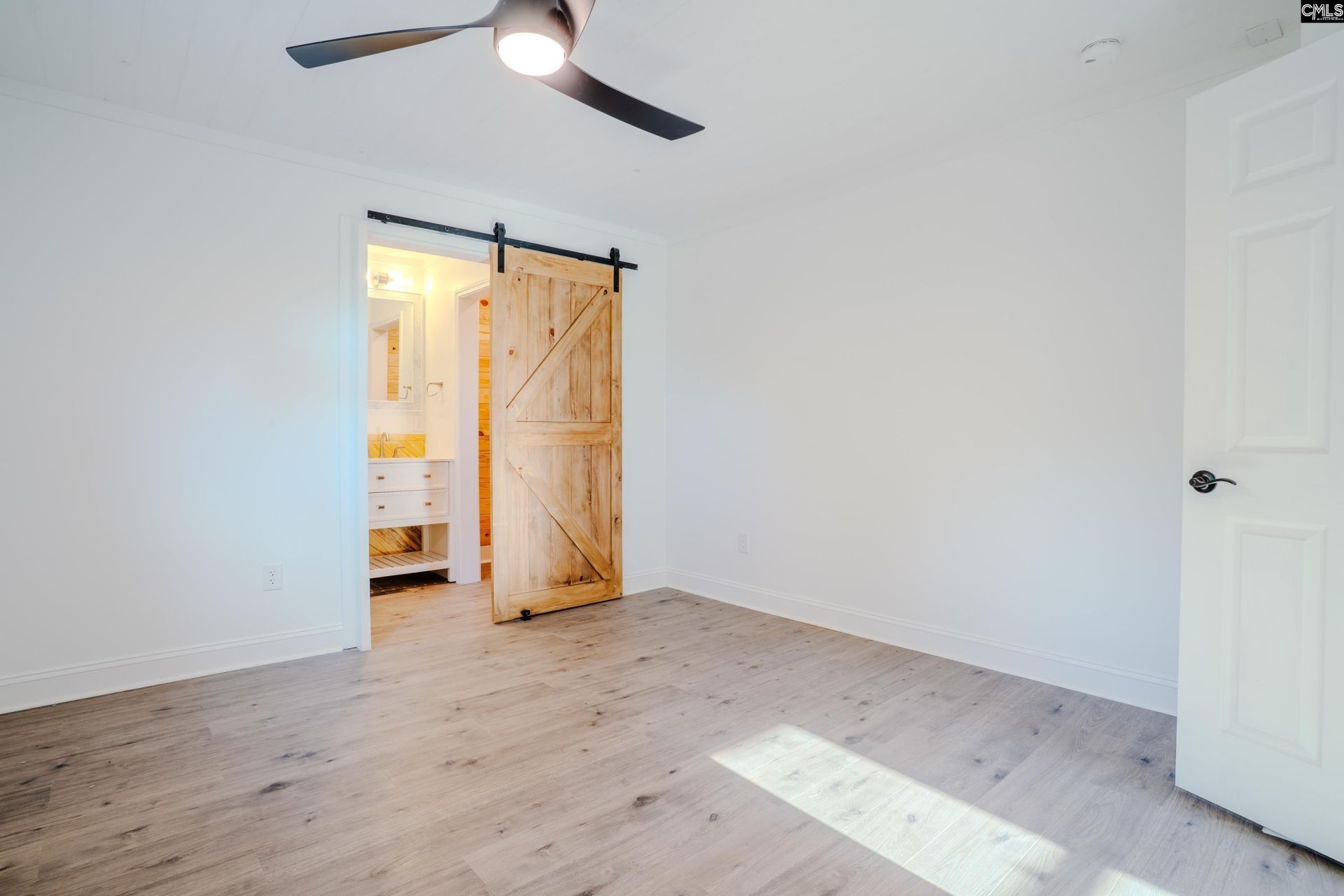 2107 Charles Street  Photo 11