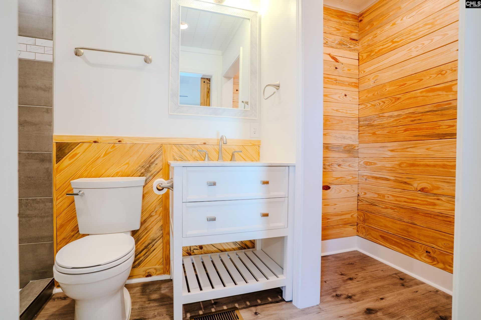 2107 Charles Street  Photo 12