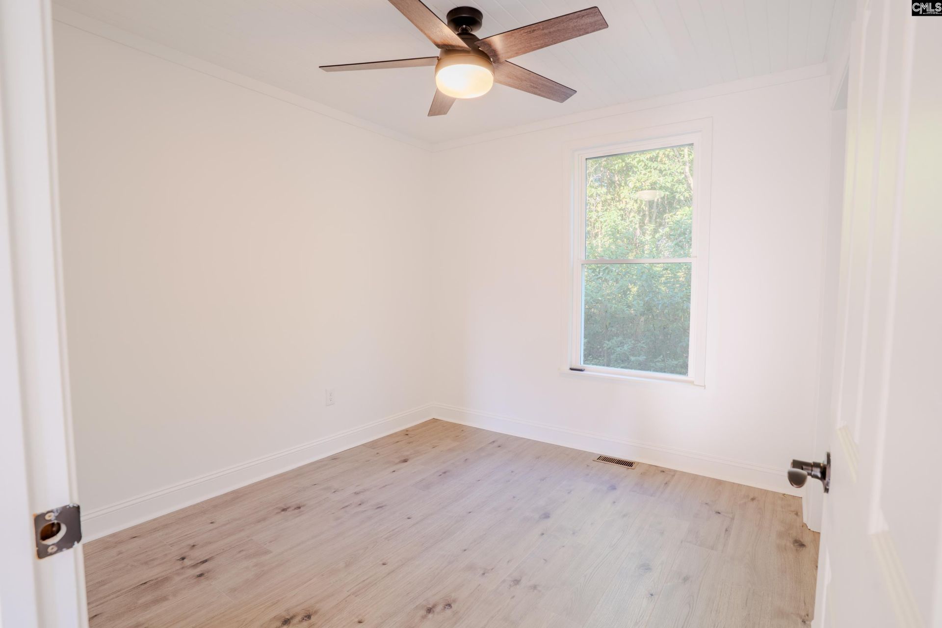 2107 Charles Street  Photo 18