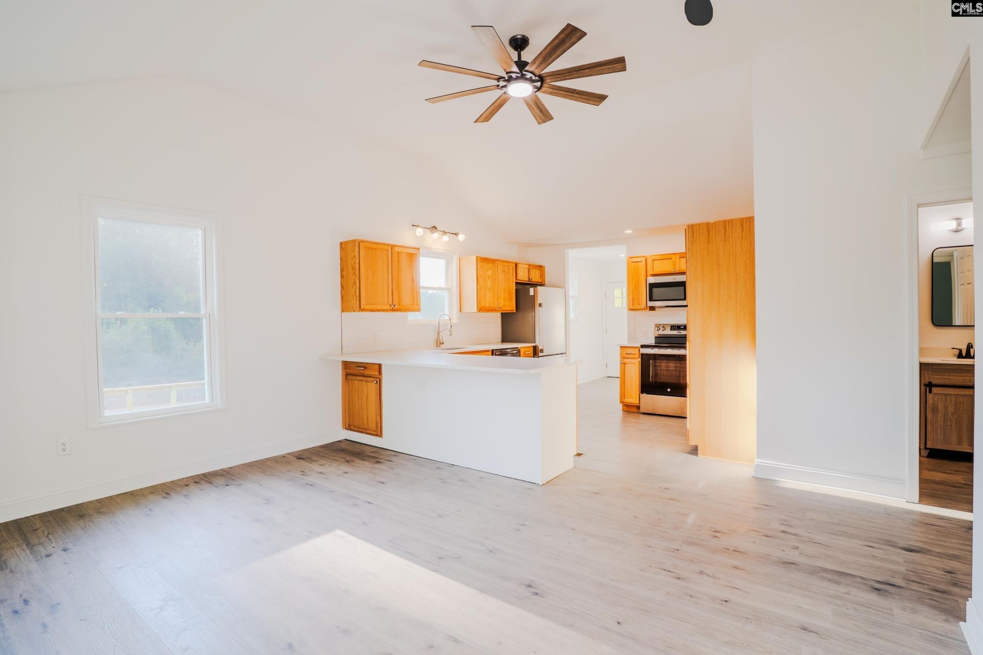 2107 Charles Street  Photo 22