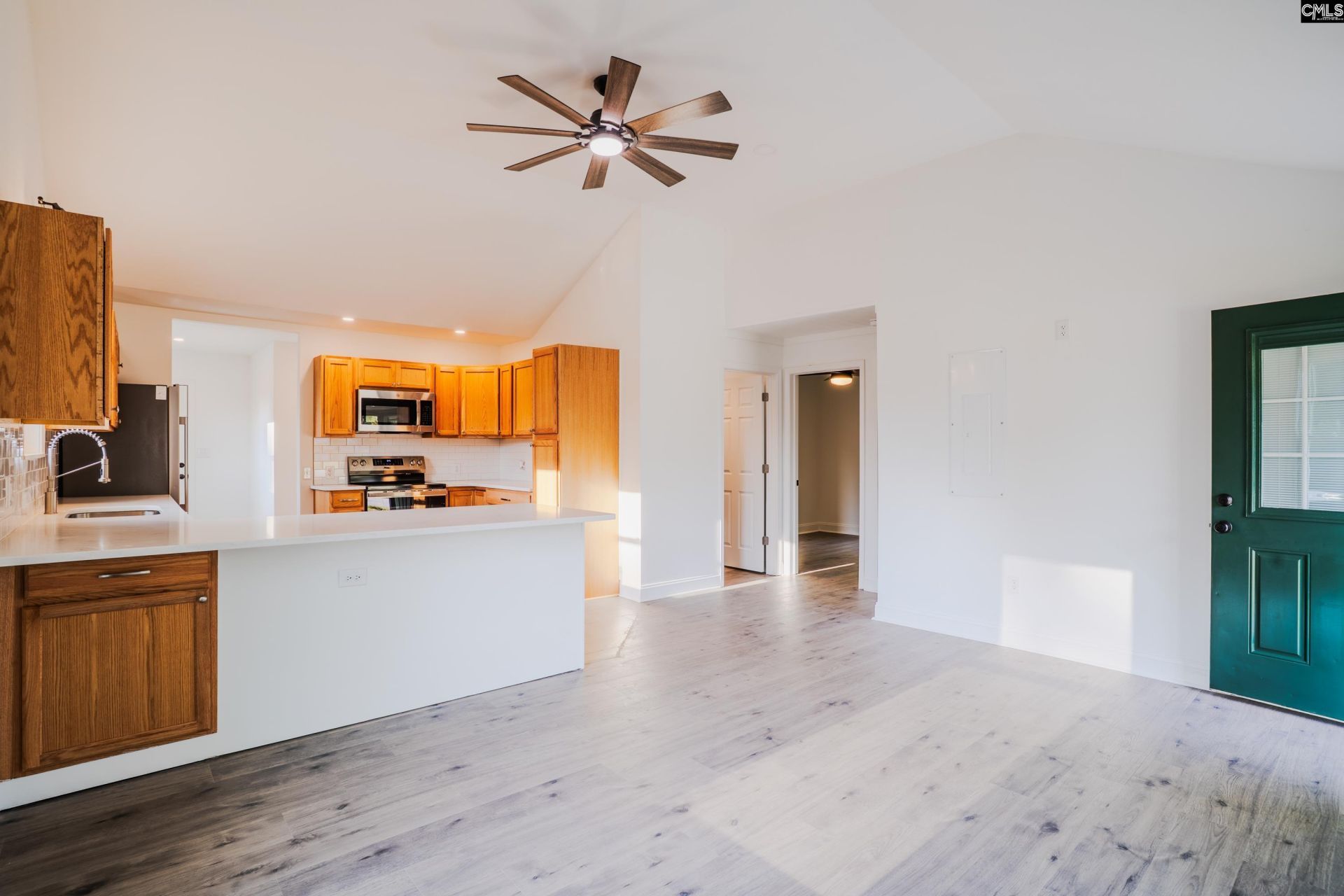 2107 Charles Street  Photo 24