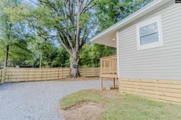 2107 Charles Street  photo 4