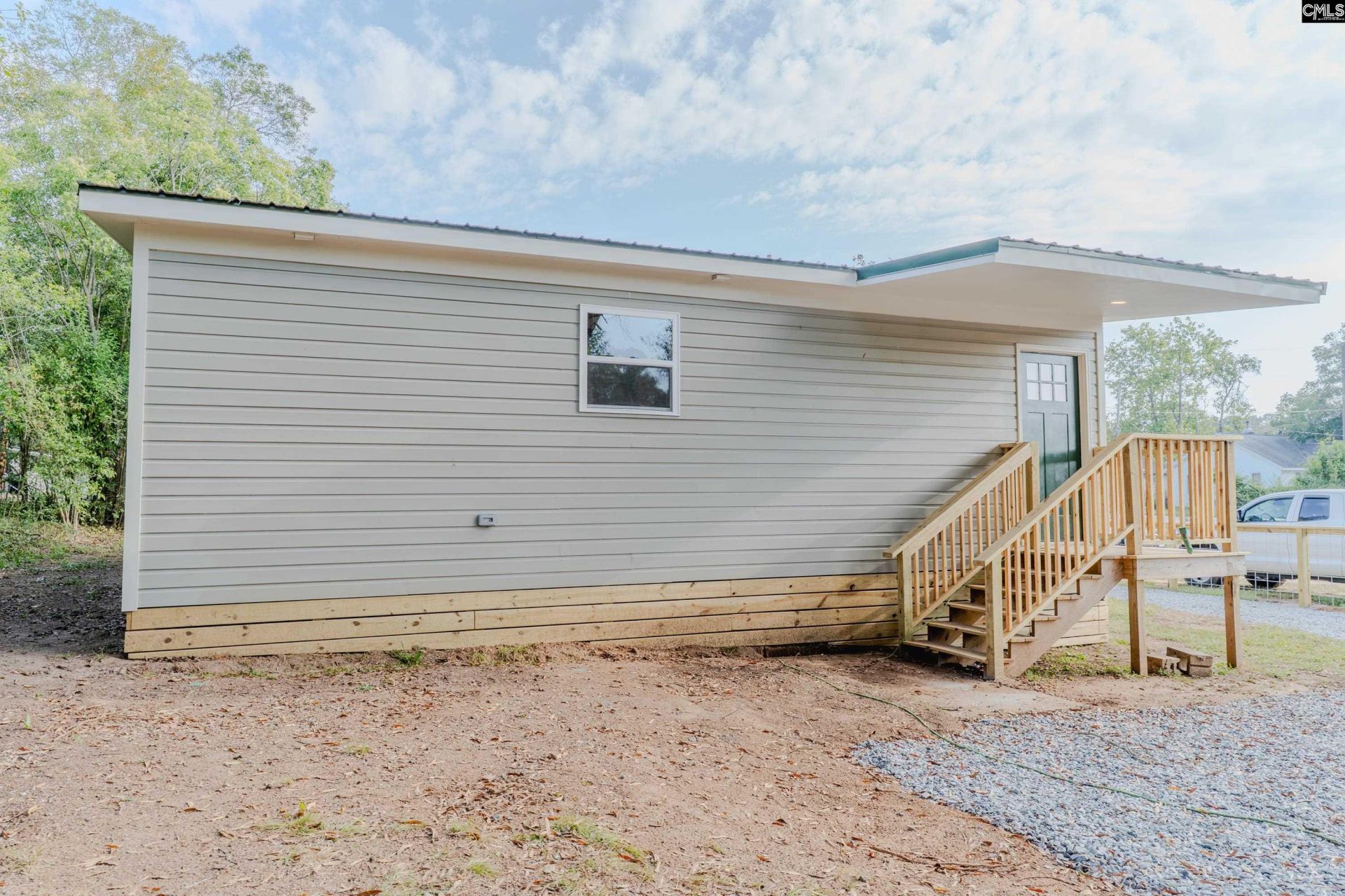 2107 Charles Street  Photo 4