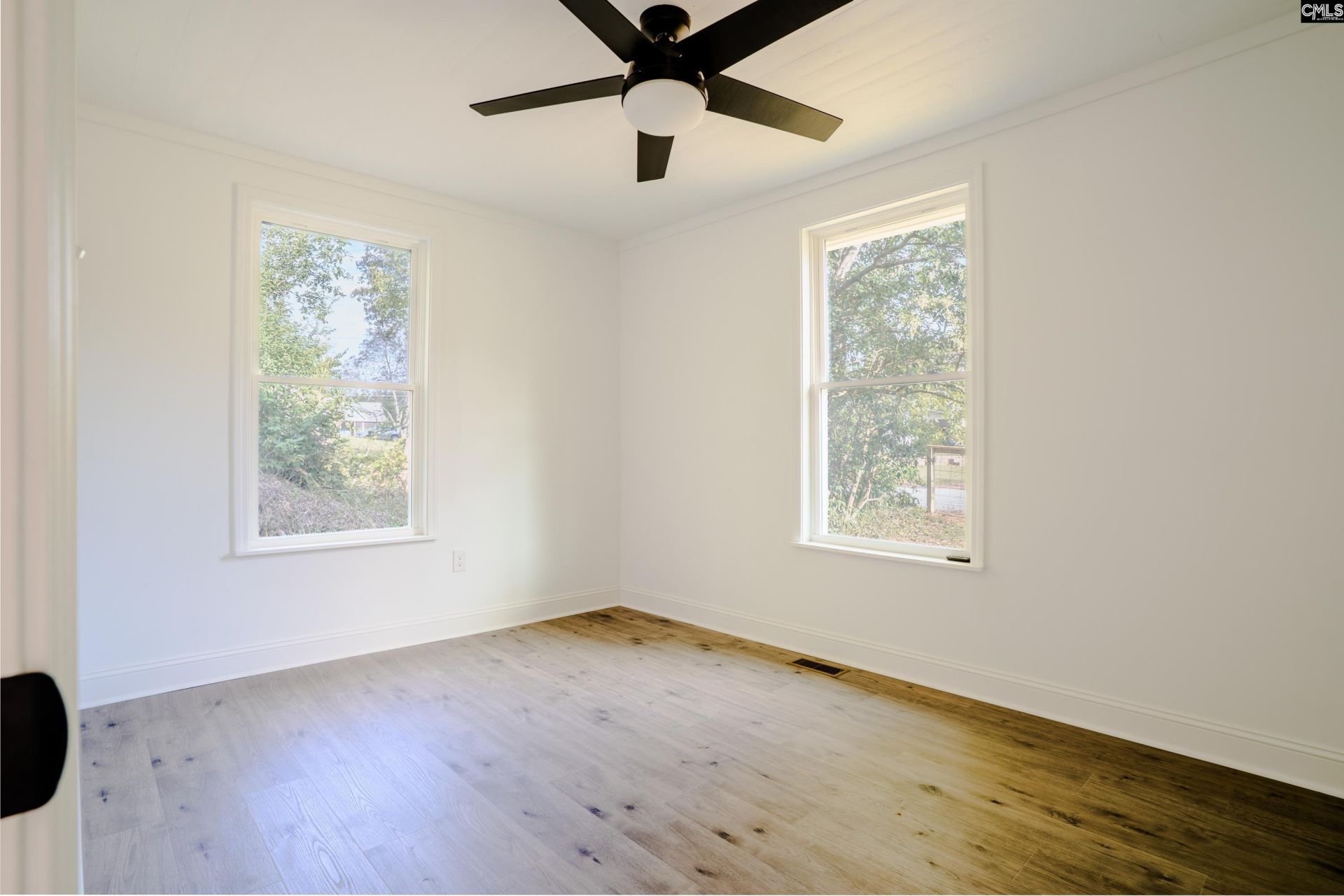 2107 Charles Street  Photo 8