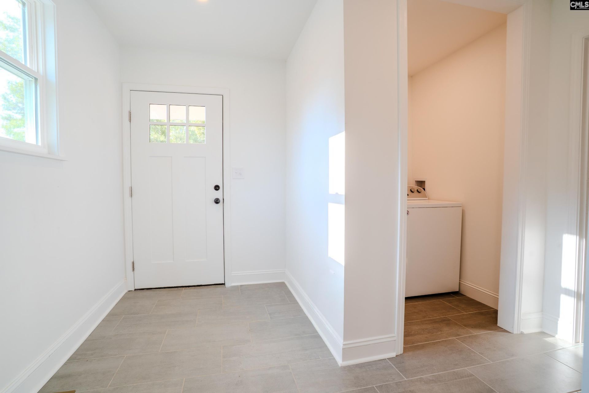 2107 Charles Street  Photo 9