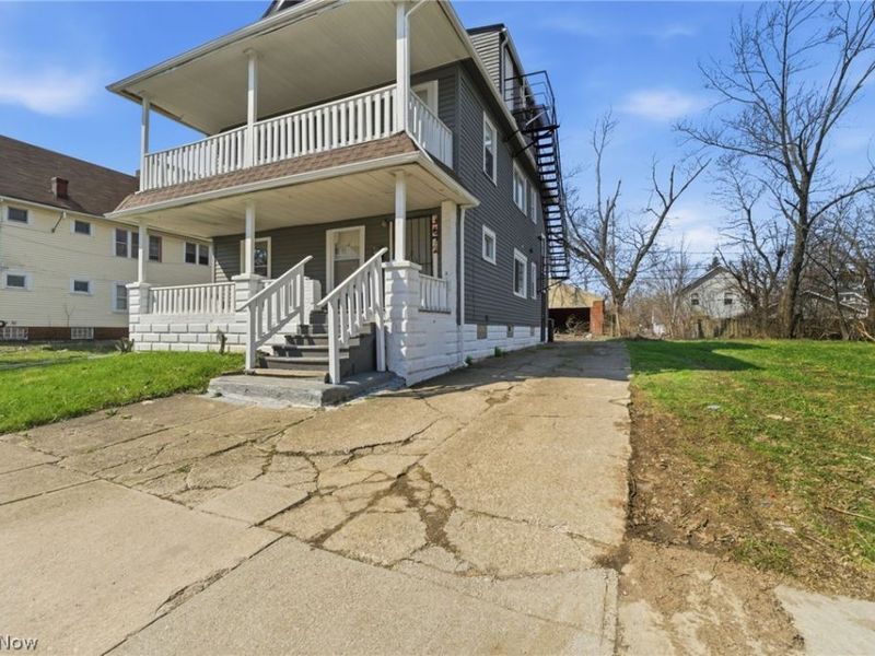 3672 E 144th Street, Cleveland, OH 44120 Photo 2
