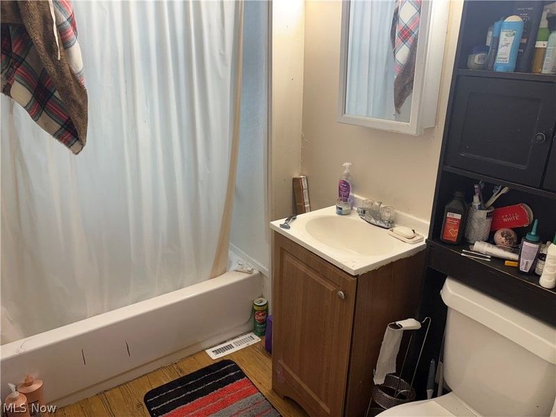 3672 E 144th Street, Cleveland, OH 44120 Photo 24