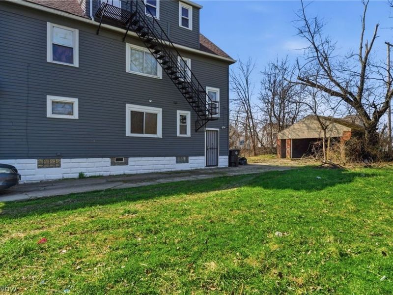 3672 E 144th Street, Cleveland, OH 44120 Photo 4