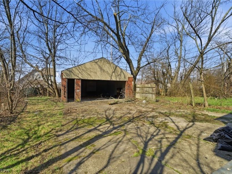 3672 E 144th Street, Cleveland, OH 44120 Photo 6