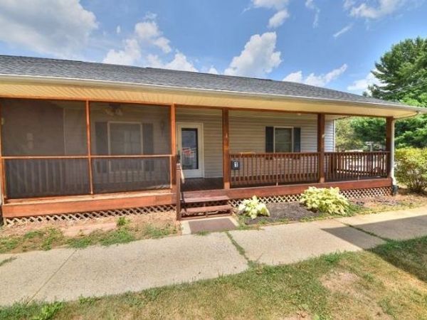 405 S LINDEN AVE, Unit 1, WAYNESBORO, VA 22980