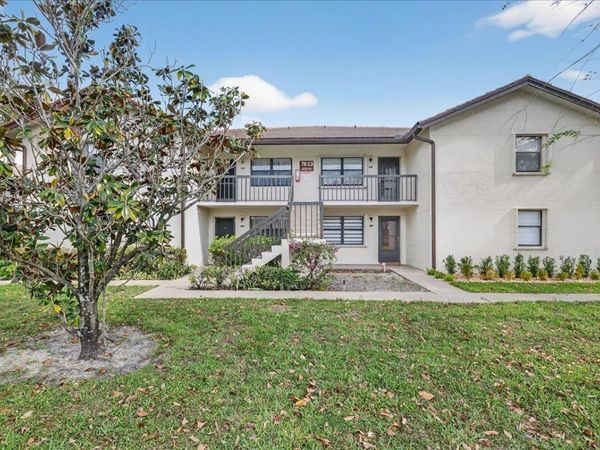 7633 Tahiti Lane, Unit 101, Lake Worth, FL 33467