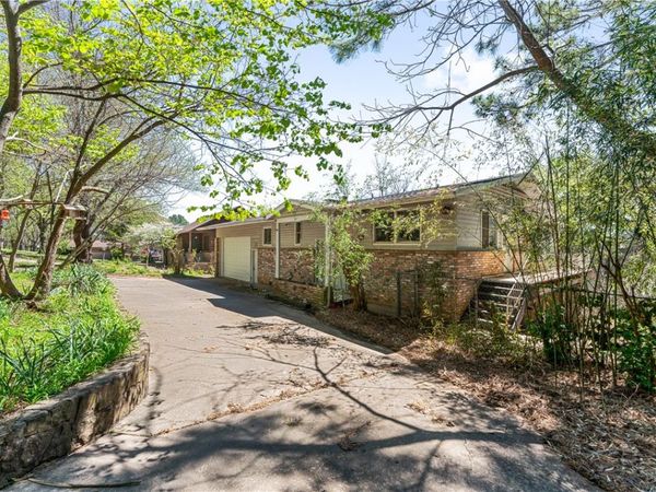 1130 E Shadowridge Drive, Fayetteville, AR 72701