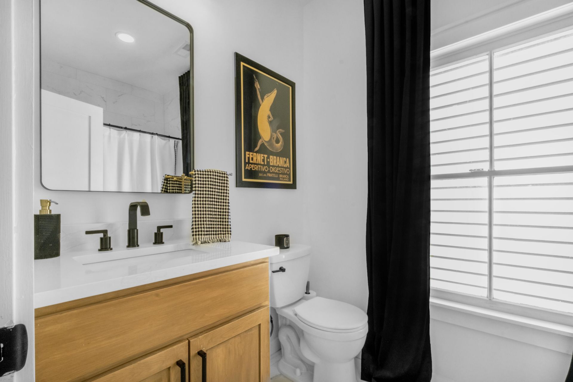 72 Hanover Street Photo 41