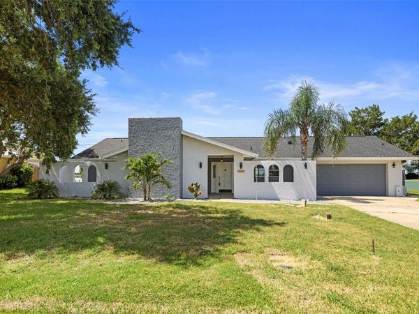 11930 W BAYSHORE DRIVE , CRYSTAL RIVER, FL 34429