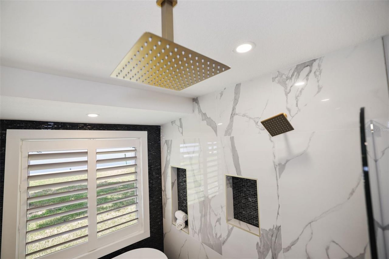 11930 W Bayshore Drive, Crystal River, FL 34429 Photo