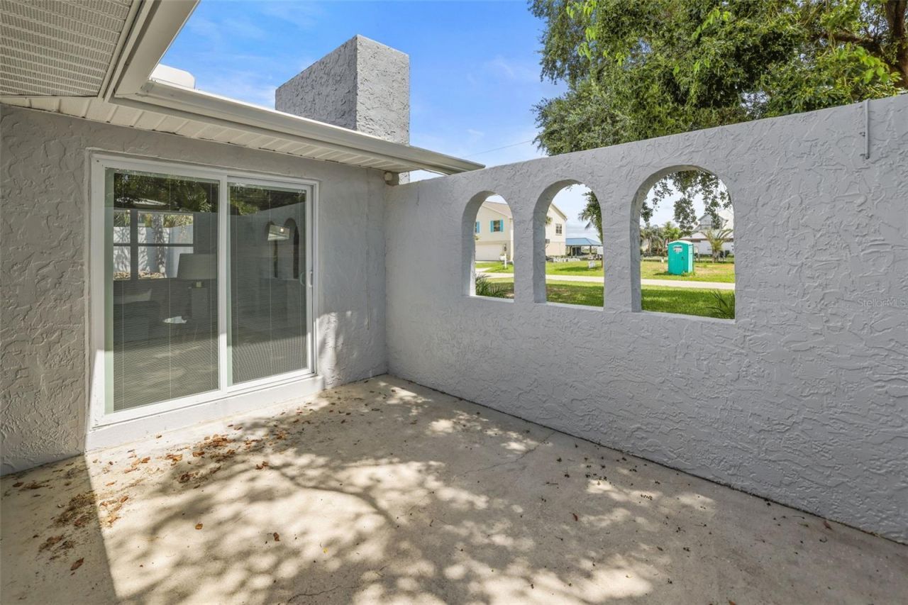 11930 W Bayshore Drive, Crystal River, FL 34429 Photo