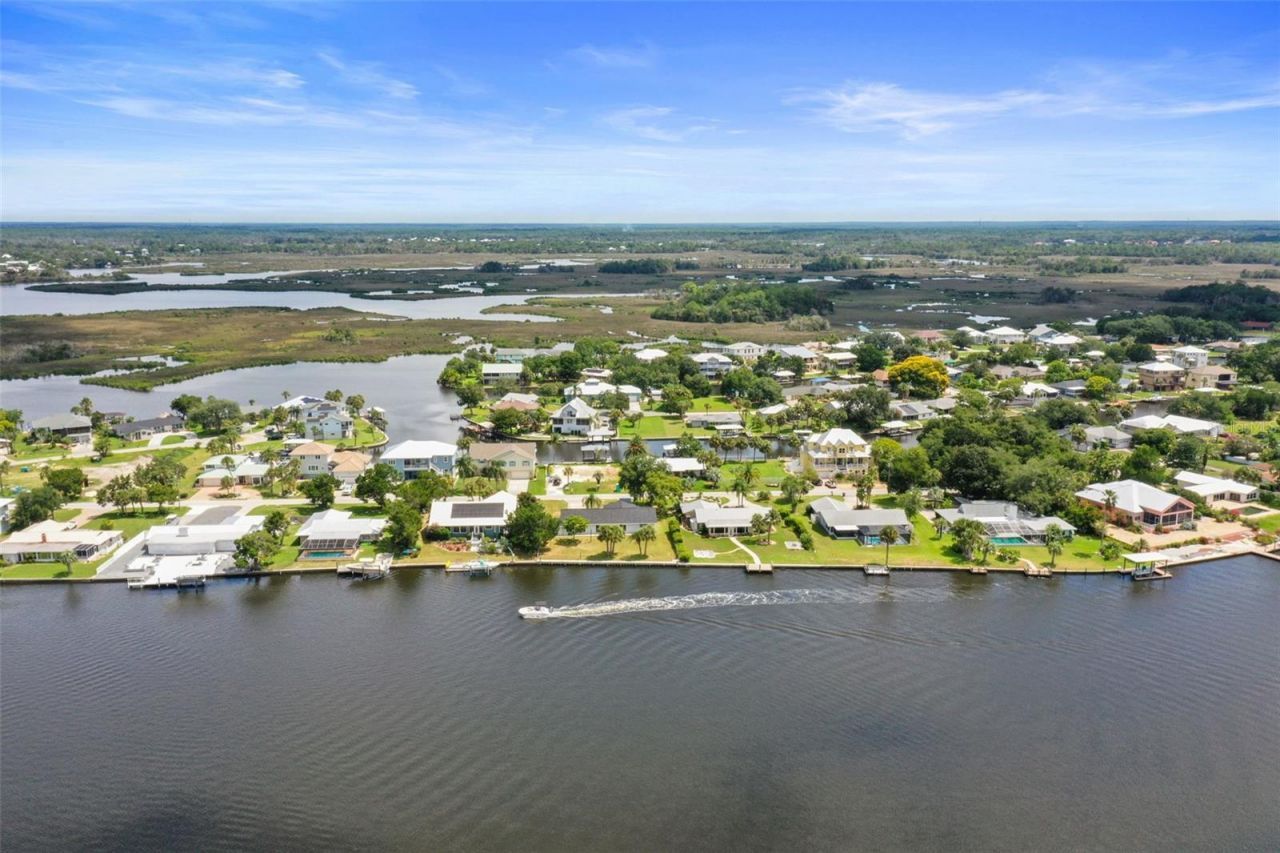 11930 W Bayshore Drive, Crystal River, FL 34429 Photo