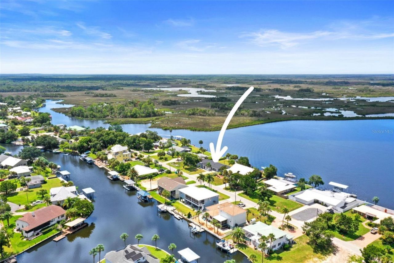 11930 W Bayshore Drive, Crystal River, FL 34429 Photo