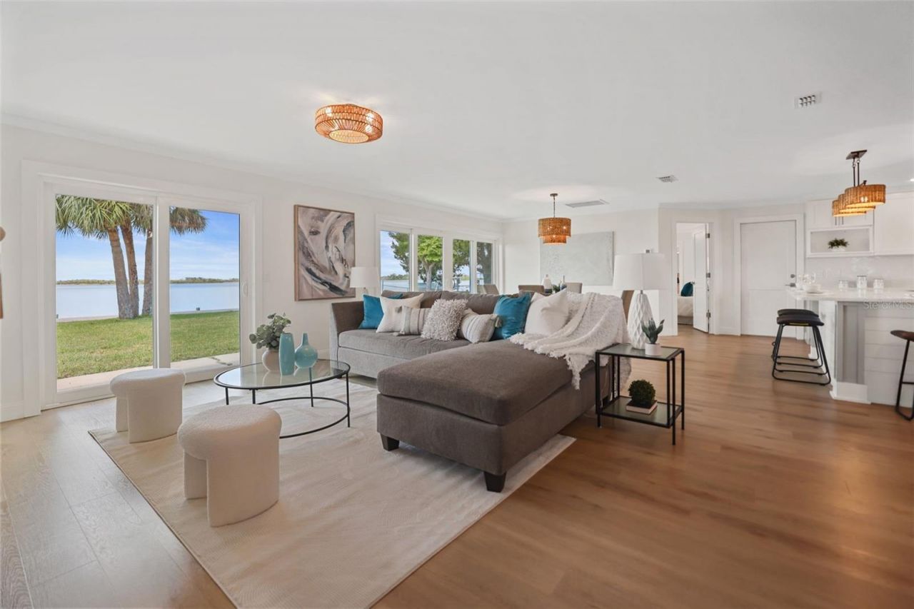 11930 W Bayshore Drive, Crystal River, FL 34429 Photo