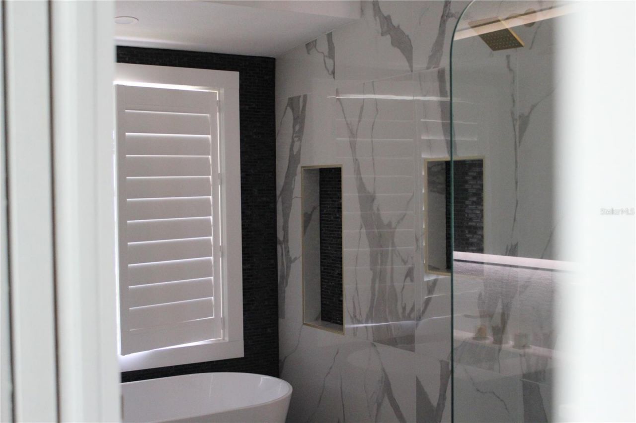 11930 W Bayshore Drive, Crystal River, FL 34429 Photo