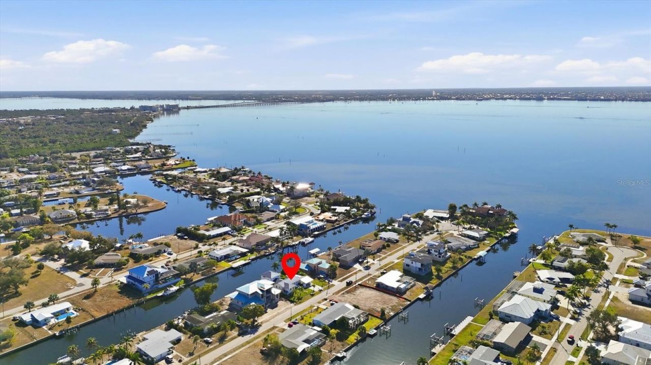 217 Bangsberg Road Se, Port Charlotte, FL 33952 Photo