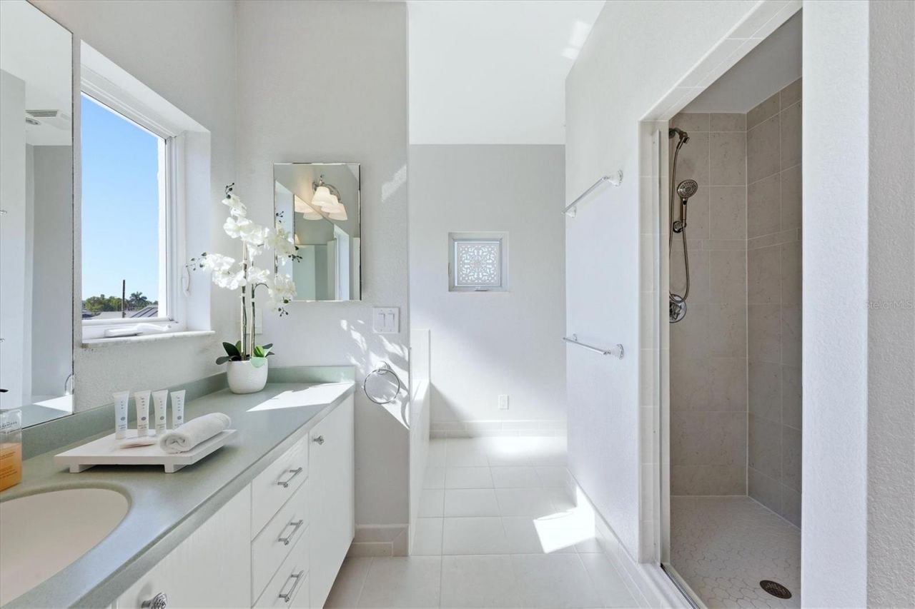 217 Bangsberg Road Se, Port Charlotte, FL 33952 Photo