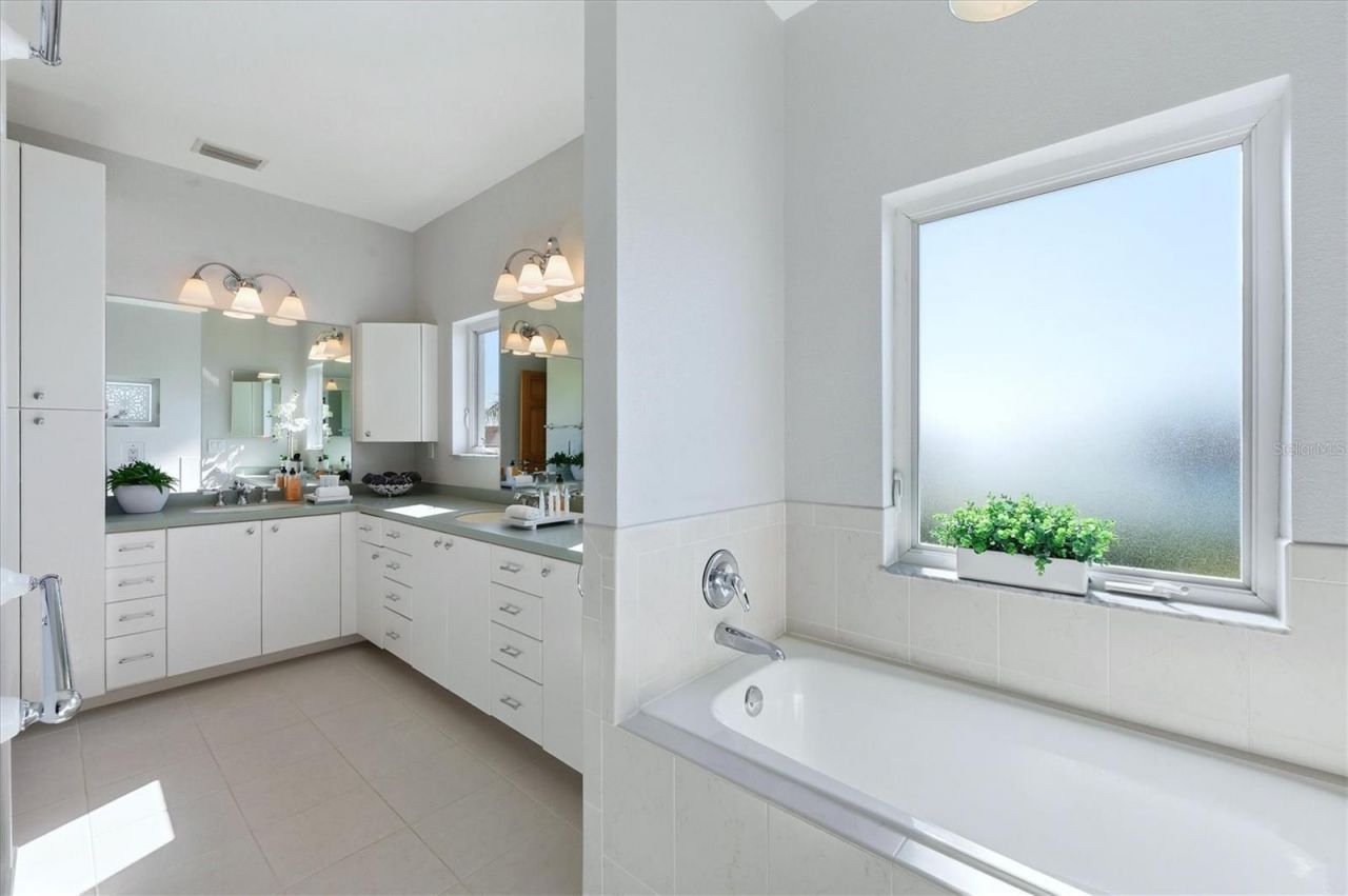 217 Bangsberg Road Se, Port Charlotte, FL 33952 Photo