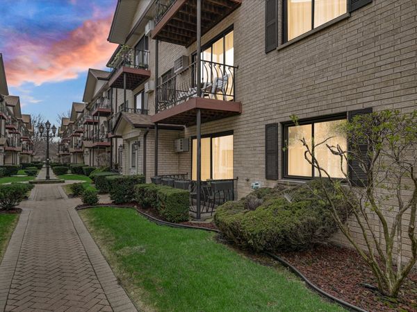 5159 N East River Road , Unit 110E, Chicago, IL 60656