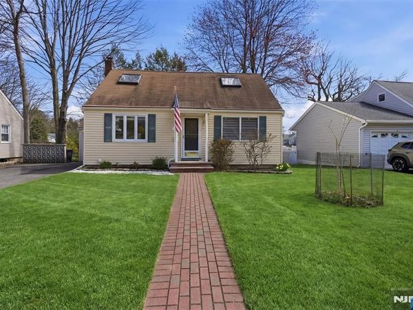 126 Brookside Avenue, CRESSKILL, NJ 07626