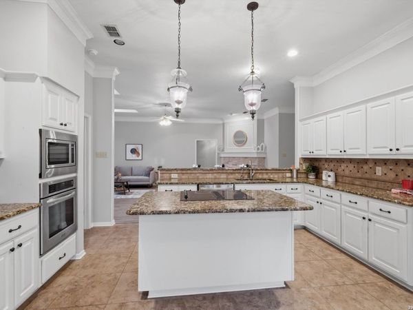 6 Ancient Bend, San Antonio, TX 78248