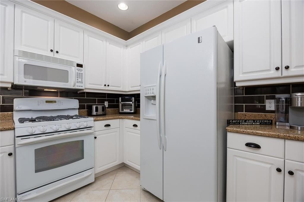 3240 Cottonwood Bend, Unit 201, Fort Myers, FL 33905 Photo