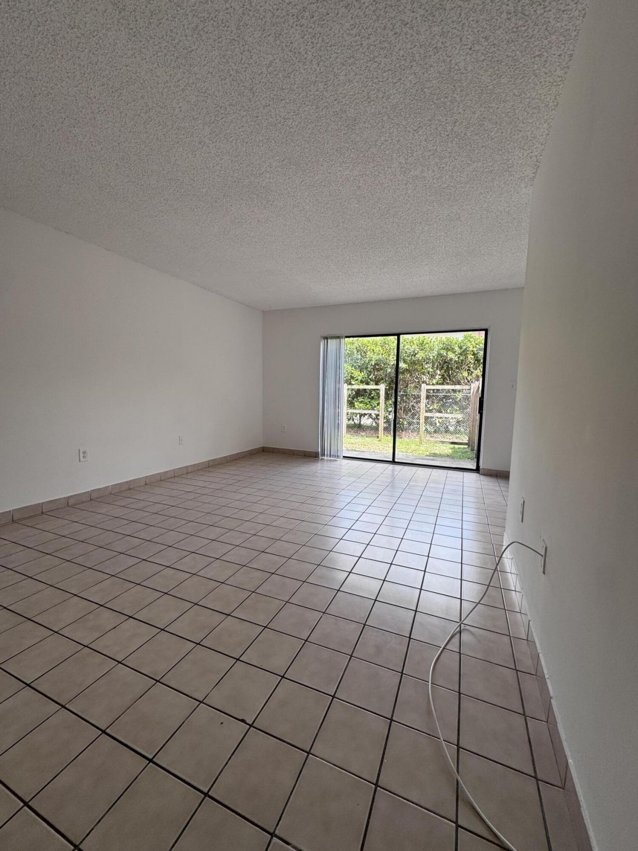417 E Palm Cir Circle E, Unit 417, Pembroke Pines, FL 33025 Photo