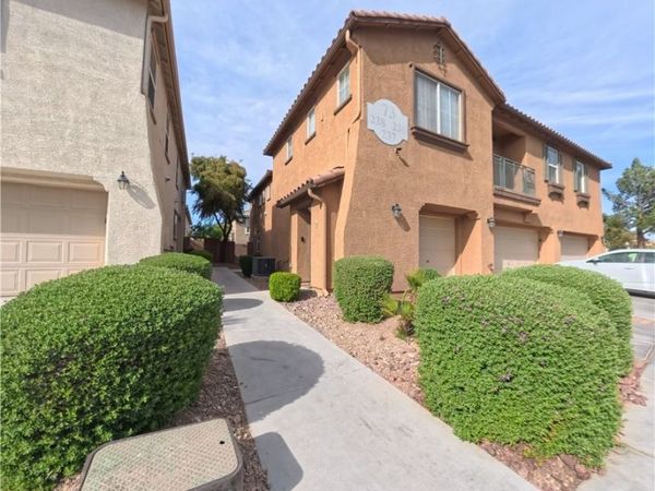 6255 W Arby Avenue, Unit 238, Las Vegas, NV 89118