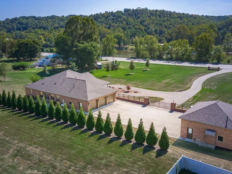 3000 S River Road , Zanesville, OH 43701 Photo 126