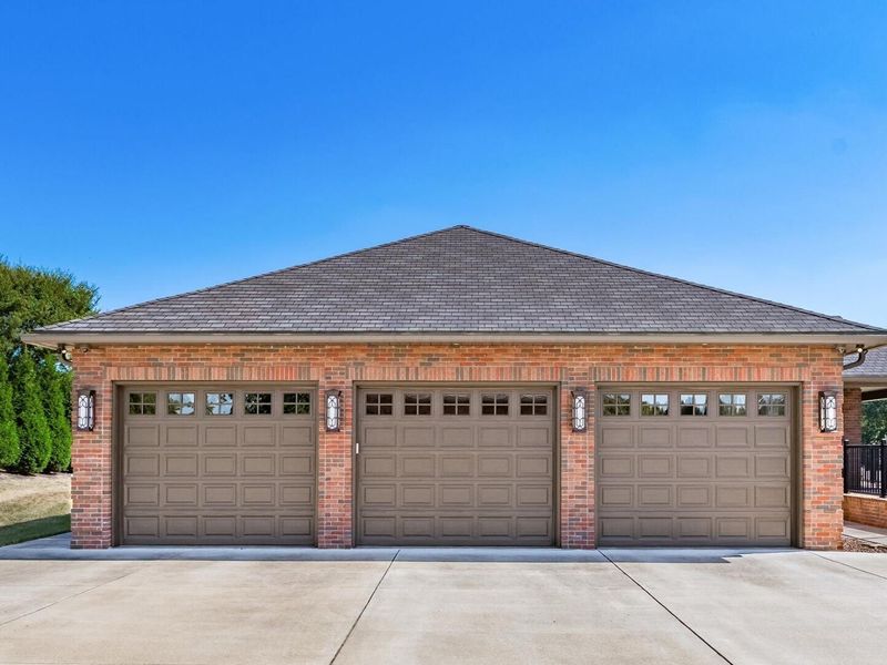 3000 S River Road , Zanesville, OH 43701 Photo 3