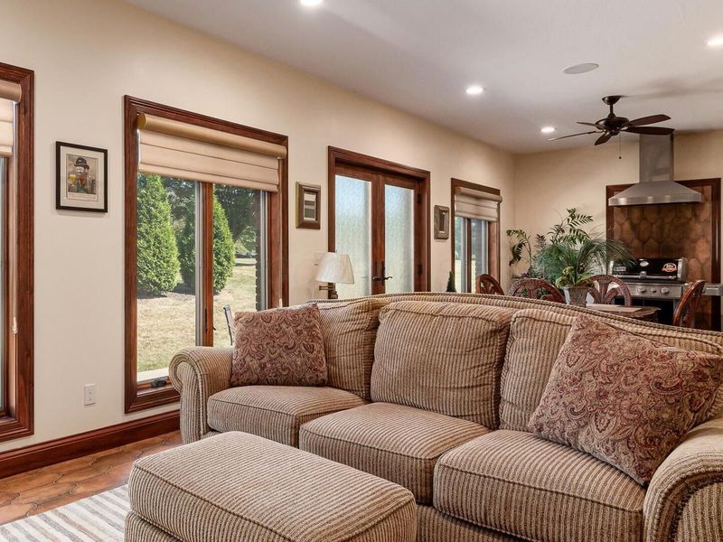 3000 S River Road , Zanesville, OH 43701 Photo 31