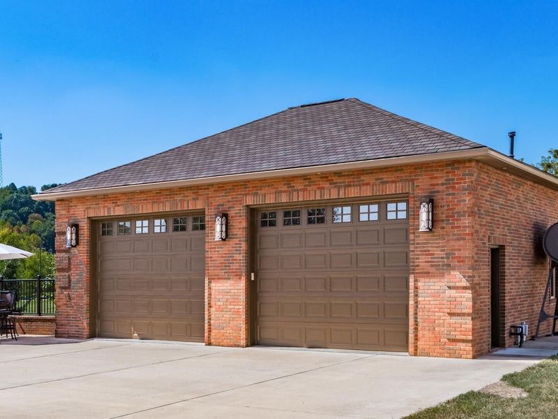 3000 S River Road , Zanesville, OH 43701 Photo 4