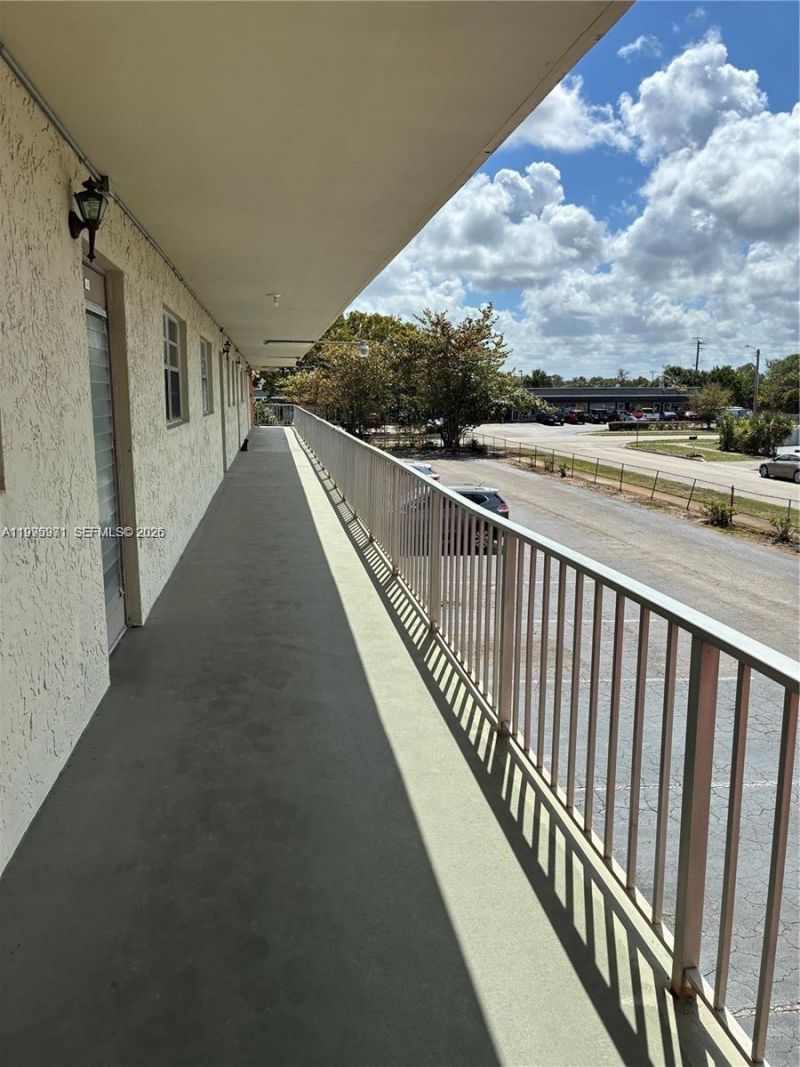 609 S State Road 7, Unit 2D, Margate, FL 33068 Photo