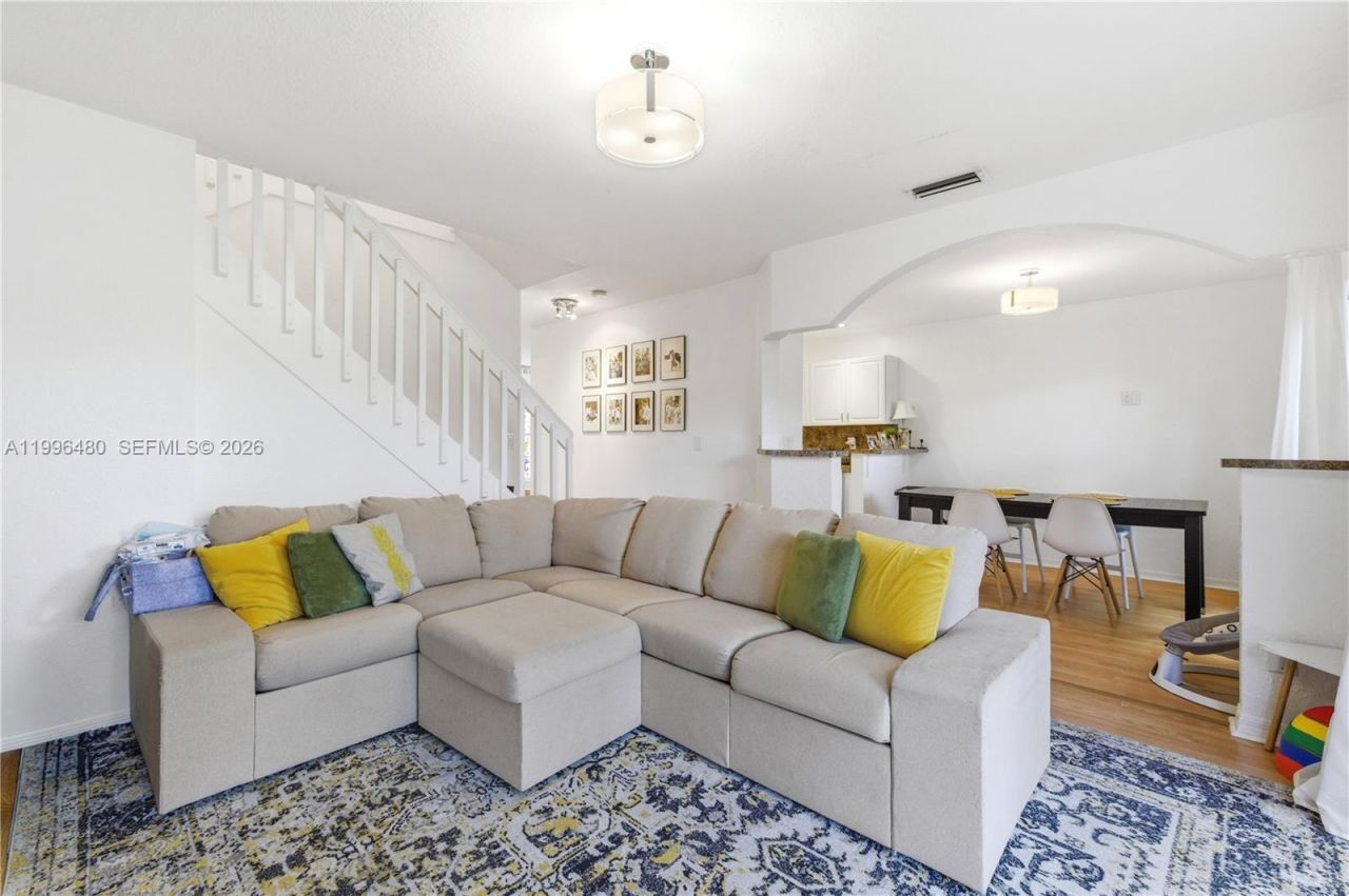 2817 NW 99th Ter , Sunrise, FL 33322 Photo