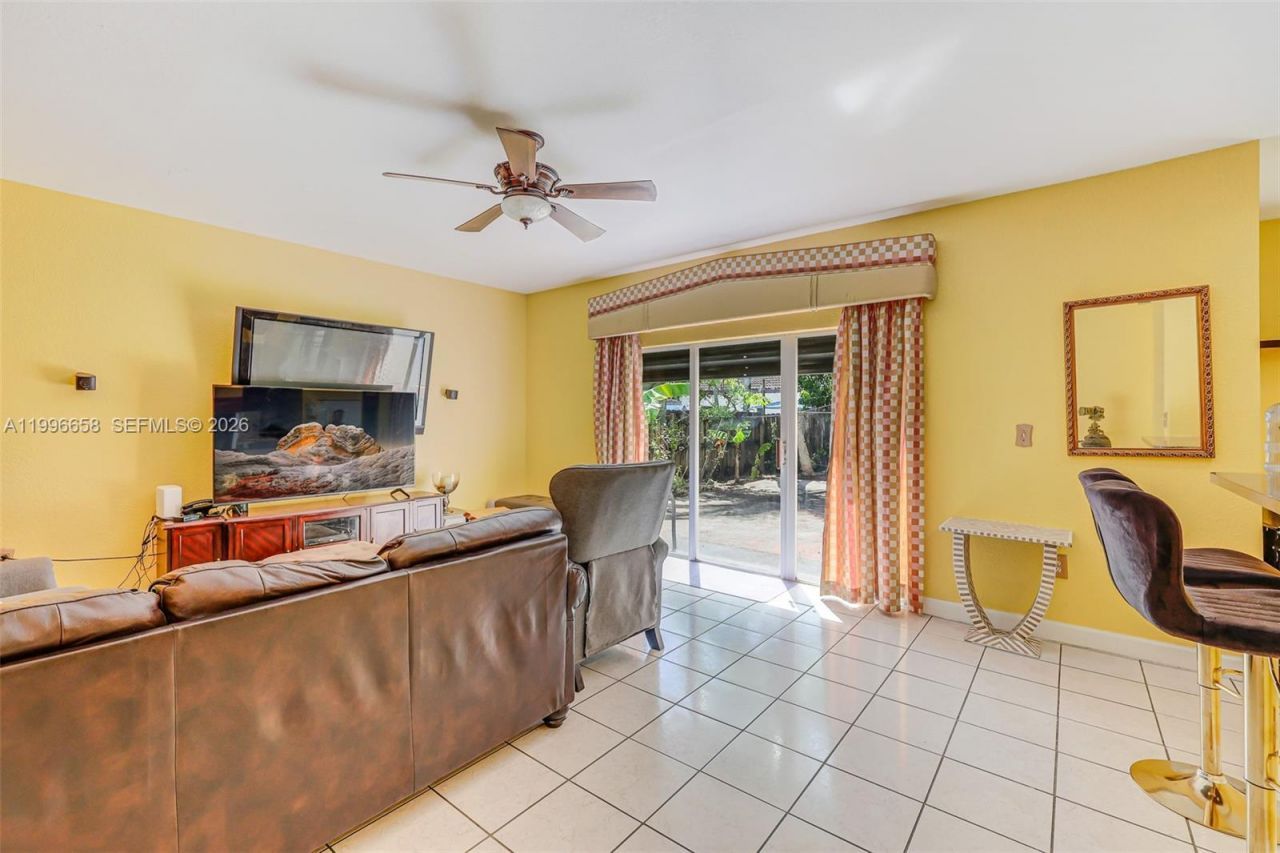 14606 SW 158th Pl , Miami, FL 33196 Photo