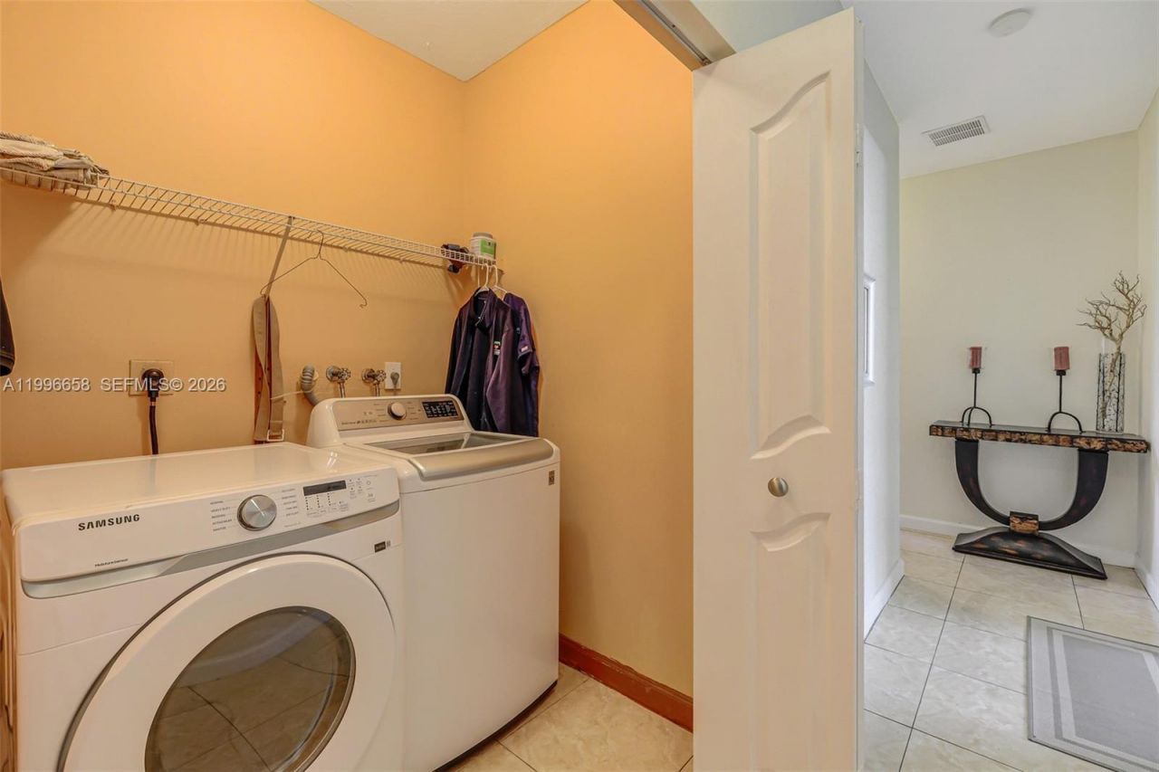 14606 SW 158th Pl , Miami, FL 33196 Photo