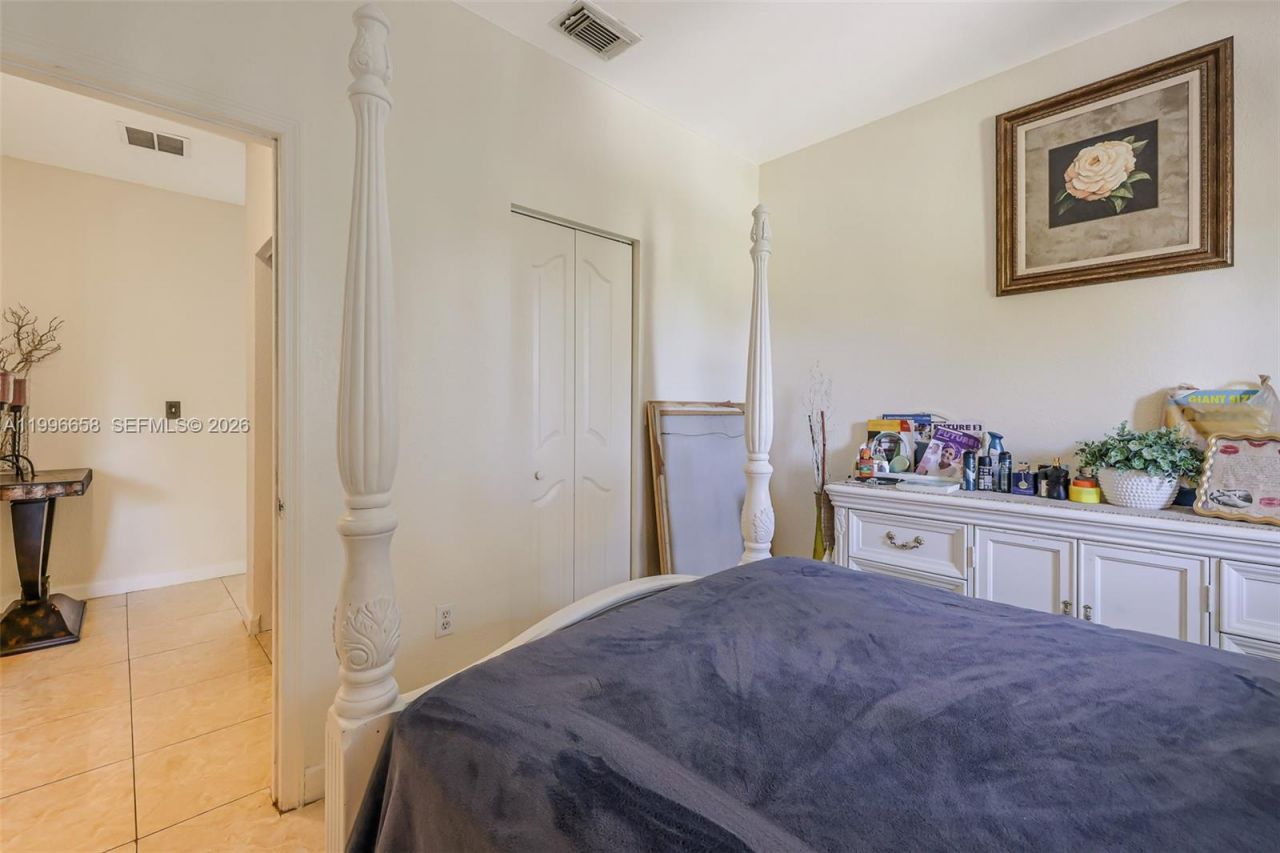 14606 SW 158th Pl , Miami, FL 33196 Photo