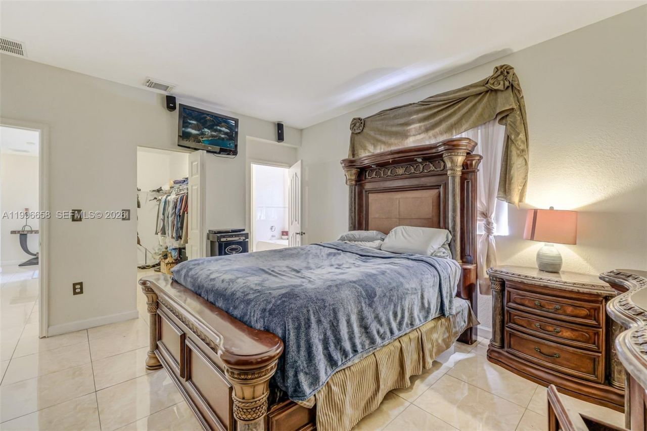 14606 SW 158th Pl , Miami, FL 33196 Photo